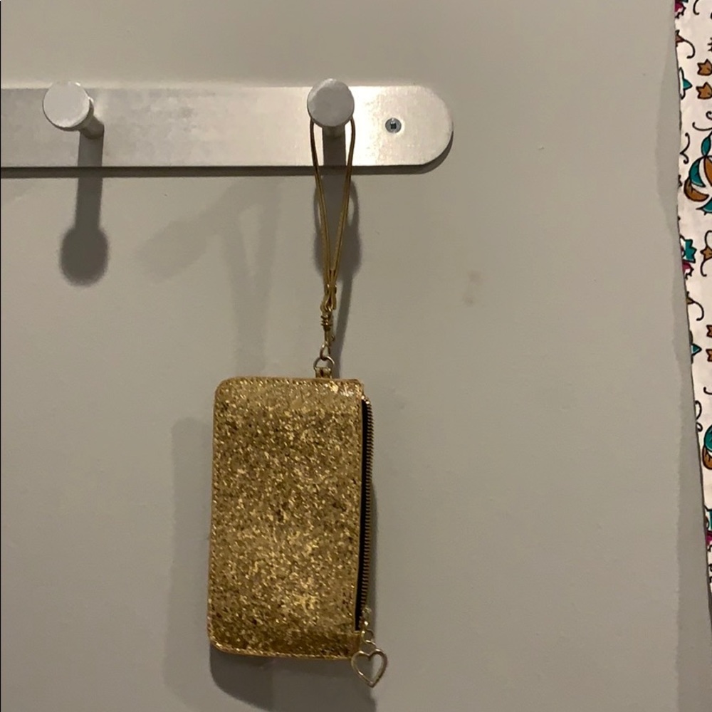 A gold purse